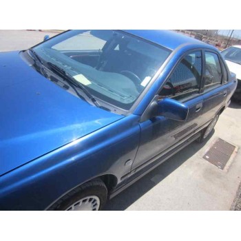 volvo s40 berlina del año 1995