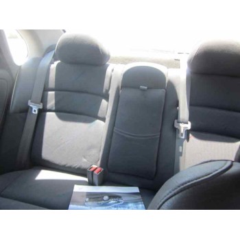 volvo s40 berlina del año 1995