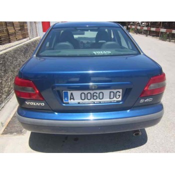 volvo s40 berlina del año 1995