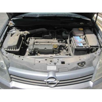 opel astra h berlina del año 2004
