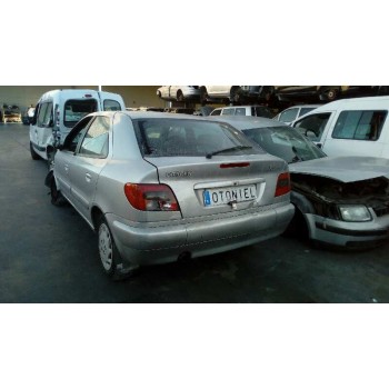 citroën xsara berlina del año 2000