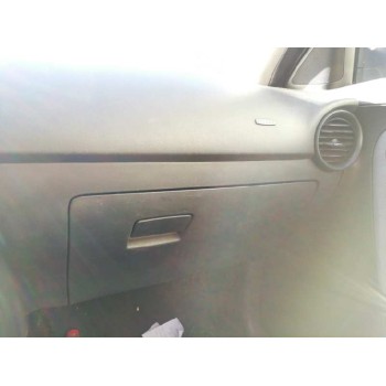 seat ibiza (6l1) del año 2003