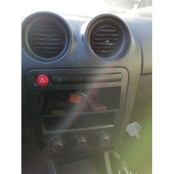 seat ibiza (6l1) del año 2003