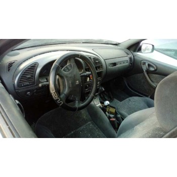 citroën xsara berlina del año 2000