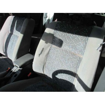 nissan primera berlina (p11) del año 1997