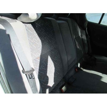 nissan primera berlina (p11) del año 1997