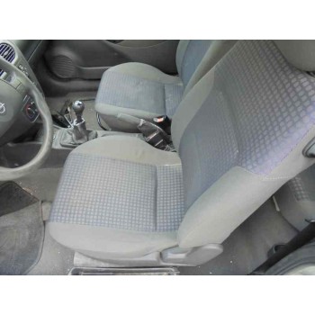 opel corsa c del año 2002