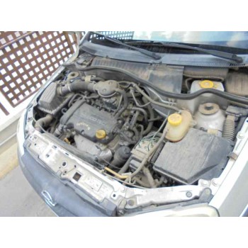 opel corsa c del año 2002