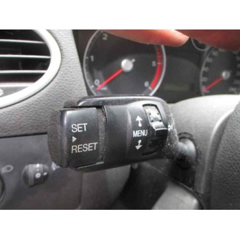 ford focus berlina (cap) del año 2005