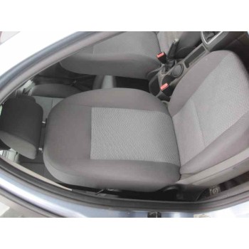 ford focus berlina (cap) del año 2005