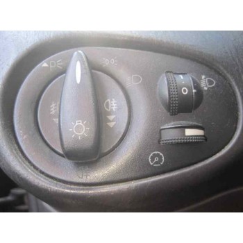 ford focus berlina (cak) del año 2002