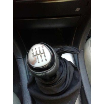 saab 9-3 berlina del año 2004