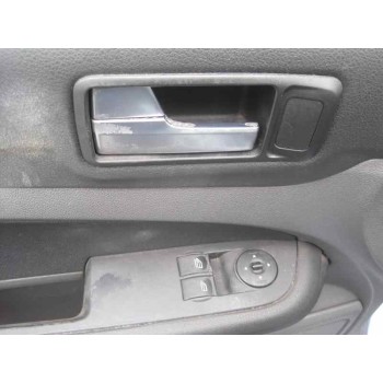 ford focus berlina (cap) del año 2005