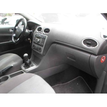 ford focus berlina (cap) del año 2005