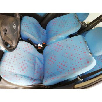 opel agila del año 2003