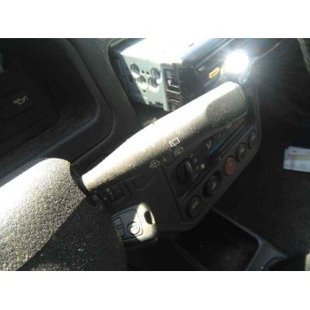 peugeot 106 (s2) del año 2000