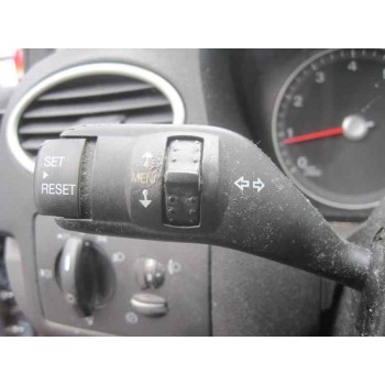 ford focus berlina (cap) del año 2005