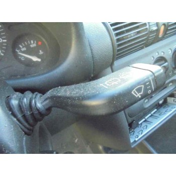 opel corsa b del año 1996