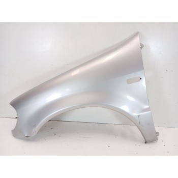 ALETA DELANTERA IZQUIERDA A1638801906 / 1638800106 