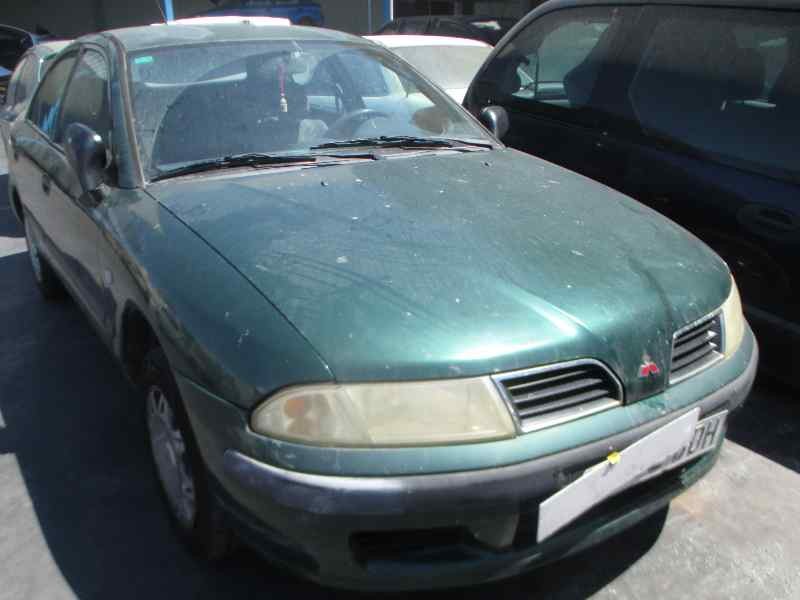 mitsubishi carisma berlina 5 (da0) del año 2000