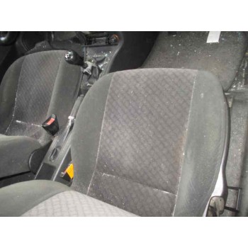 opel astra g berlina del año 2002