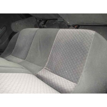 opel astra g berlina del año 2002