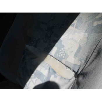 mitsubishi carisma berlina 5 (da0) del año 2000