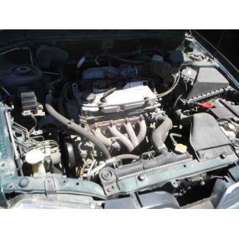 mitsubishi carisma berlina 5 (da0) del año 2000