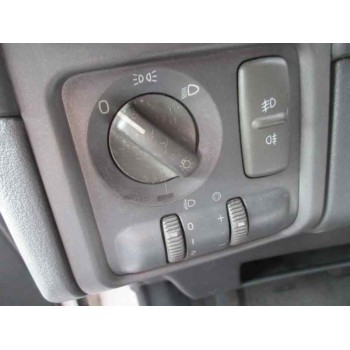 volvo s40 berlina del año 1999