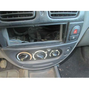 renault megane i fase 2 berlina (ba0) del año 2001