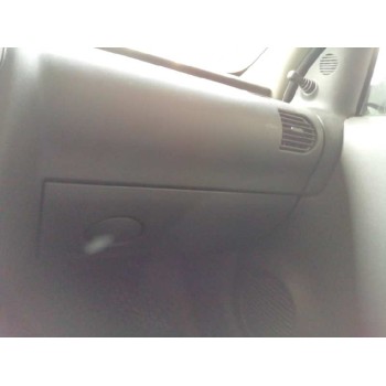 opel corsa c del año 2004