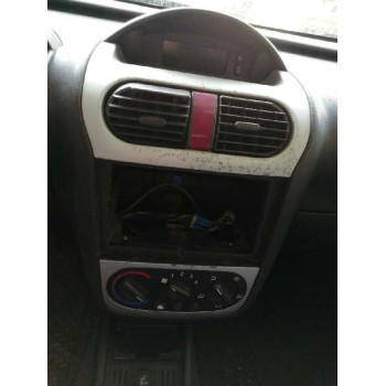 opel corsa c del año 2004