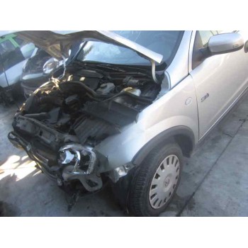 opel corsa c del año 2002