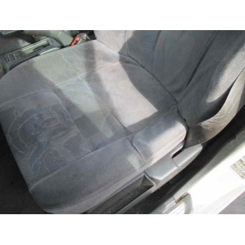 volvo s40 berlina del año 1999