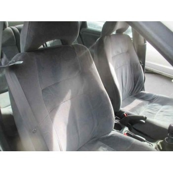 volvo s40 berlina del año 1999