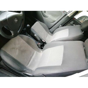 opel corsa c del año 2004