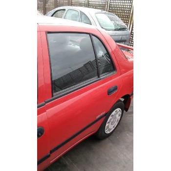 nissan sunny berlina (n14) del año 1994