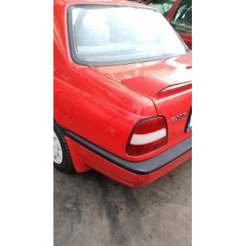 nissan sunny berlina (n14) del año 1994