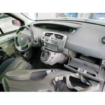 renault scenic ii del año 2004