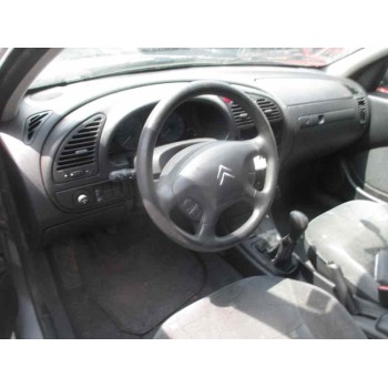 citroën xsara berlina del año 2001