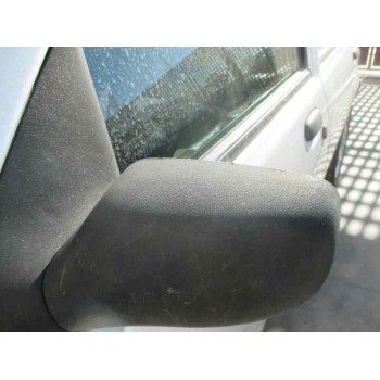 ford fiesta berlina (dx) del año 2001