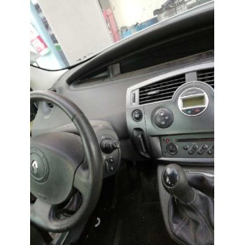 renault scenic ii del año 2004