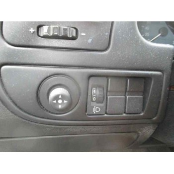 citroën xsara berlina del año 2001