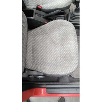 nissan sunny berlina (n14) del año 1994