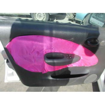 ford fiesta berlina (dx) del año 2001