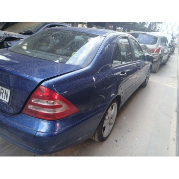 mercedes-benz clase c (w203) del año 2004