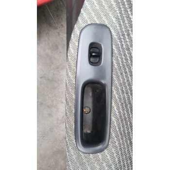 nissan sunny berlina (n14) del año 1994