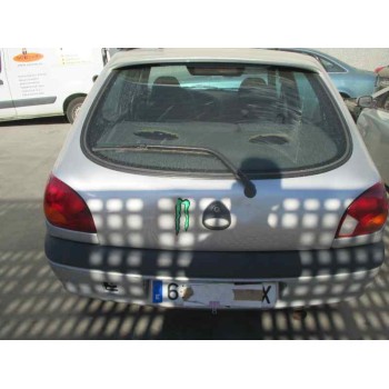 ford fiesta berlina (dx) del año 2001