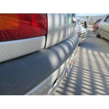 ford fiesta berlina (dx) del año 2001