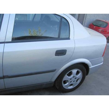opel astra g berlina del año 2001